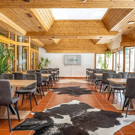 Gastein - Ganzjährig Inklusive Alpentherme - Sommersaison 2022 Zusätzlich Inklusive Gasteiner Bergbahnen Hotel Bad Hofgastein