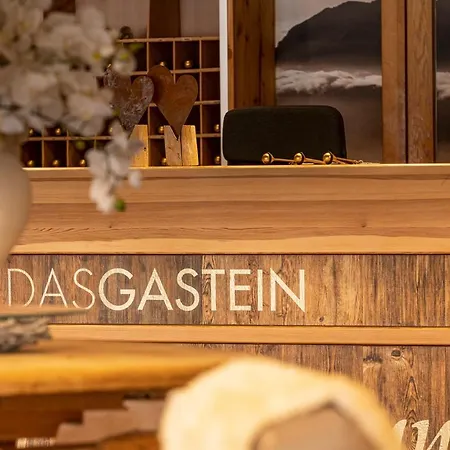Gastein - Ganzjährig Inklusive Alpentherme - Sommersaison 2022 Zusätzlich Inklusive Gasteiner Bergbahnen 3*