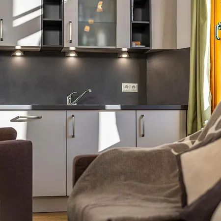 Gastein - Ganzjährig Inklusive Alpentherme - Sommersaison 2022 Zusätzlich Inklusive Gasteiner Bergbahnen Hotel 3*