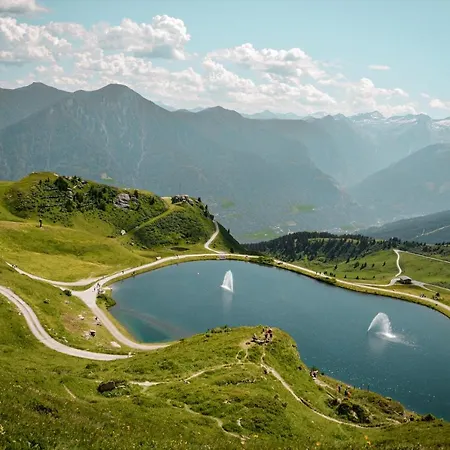 Отель Gastein - Ganzjaehrig Inklusive Alpentherme Gastein & Sommersaison Inklusive Gasteiner Bergbahnen