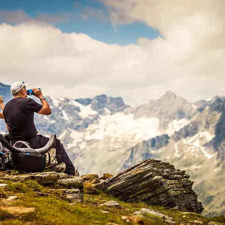 Gastein - Ganzjaehrig Inklusive Alpentherme Gastein & Sommersaison Inklusive Gasteiner Bergbahnen Hotel 3*