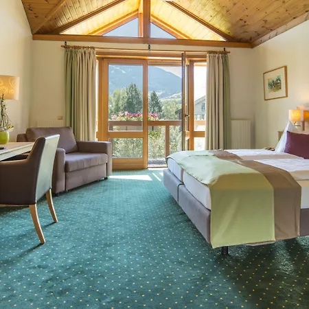 Gastein - Ganzjaehrig Inklusive Alpentherme Gastein & Sommersaison Inklusive Gasteiner Bergbahnen Hotel 3*