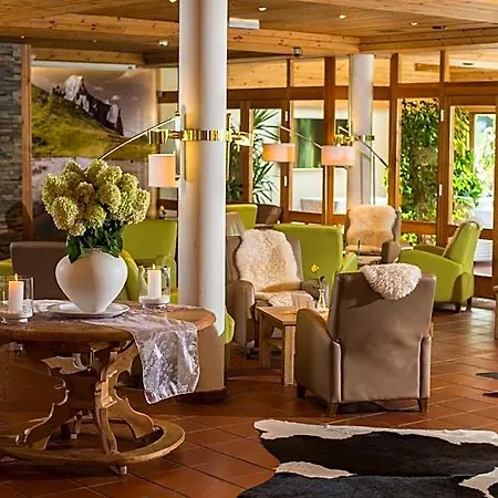 Gastein - Ganzjährig Inklusive Alpentherme - Sommersaison 2022 Zusätzlich Inklusive Gasteiner Bergbahnen Hotel 3*