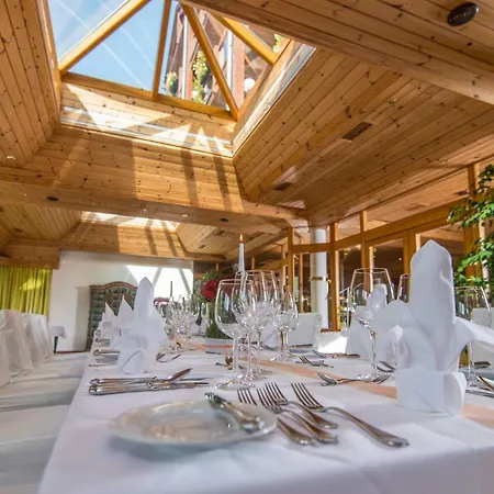 Gastein - Ganzjährig Inklusive Alpentherme - Sommersaison 2022 Zusätzlich Inklusive Gasteiner Bergbahnen