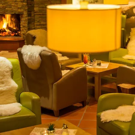 Gastein - Ganzjaehrig Inklusive Alpentherme Gastein & Sommersaison Inklusive Gasteiner Bergbahnen Hotel 3*