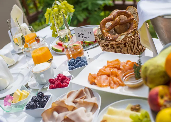 Gastein - Ganzjaehrig Inklusive Alpentherme Gastein & Sommersaison Inklusive Gasteiner Bergbahnen Hotel 3*